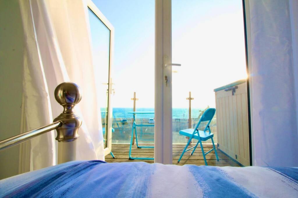 Serenity "Your Calm Seafront Retreat" By Air Premier Сифорд Экстерьер фото